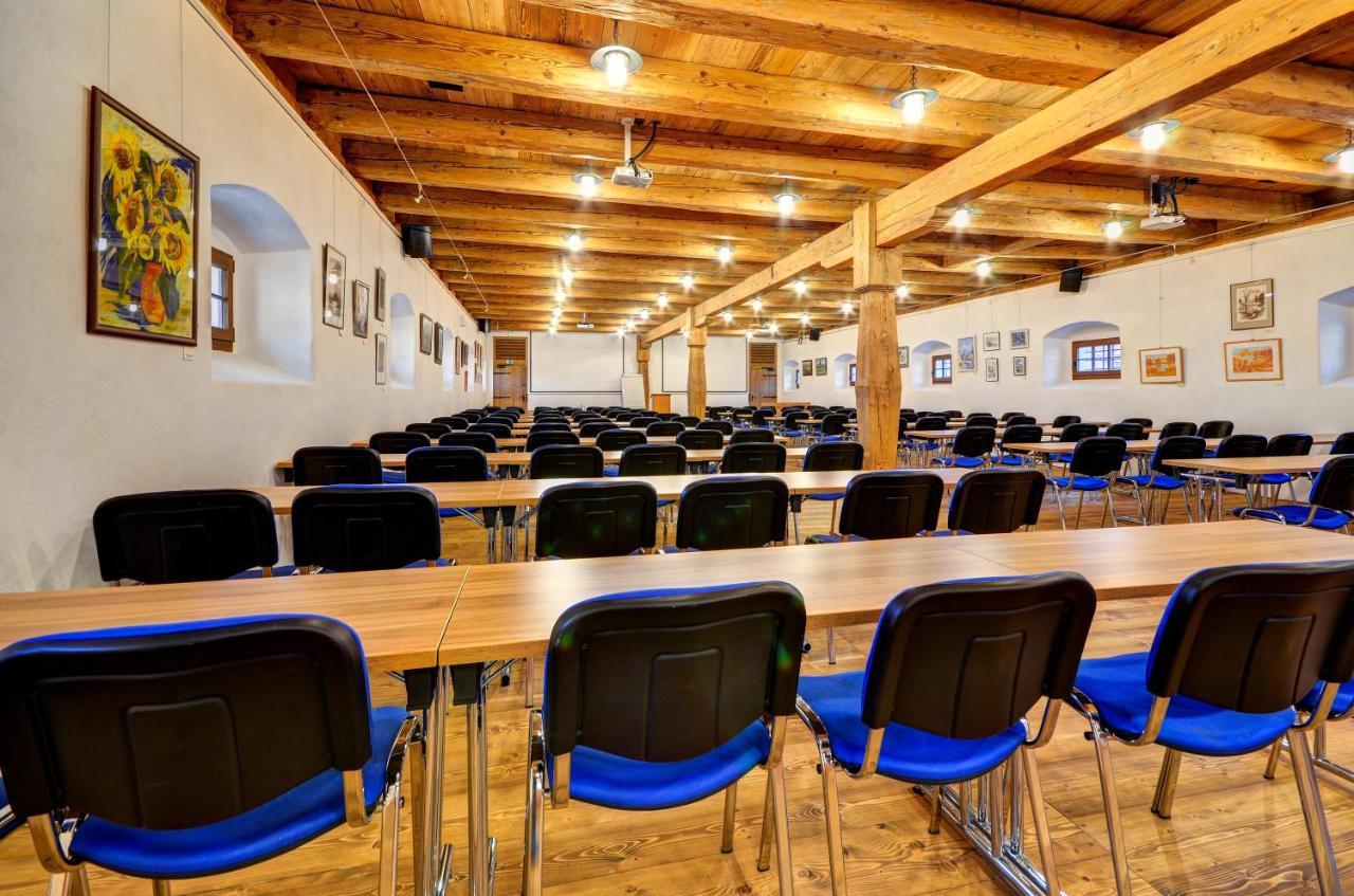 Hotel Zamek Valec Vladislav Εξωτερικό φωτογραφία